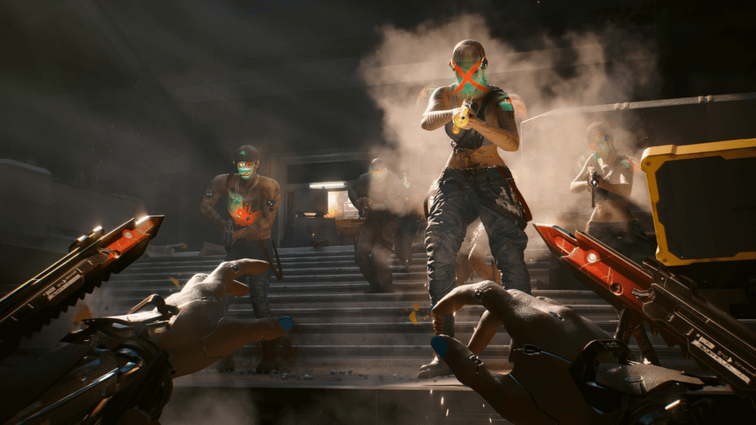Cena de combate em Cyberpunk 2077 Phantom Liberty, com V enfrentando inimigos armados